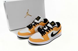 Picture of Air Jordan 1 Low _SKUfc4202205fc